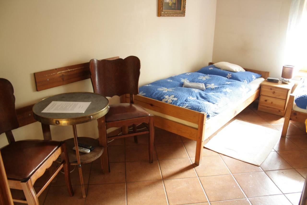 Agroturystyka Ulima Dziwiszow Bagian luar foto